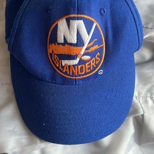 NY Islanders hat